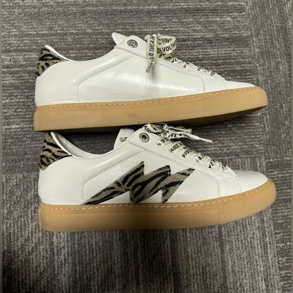 ZADIG & VOLTAIRE ラウントフレムサンクラス SZV040G S15W Zadig & Voltaire BOARD SPARKLE LACE UP SNEAKERS IN SILVER